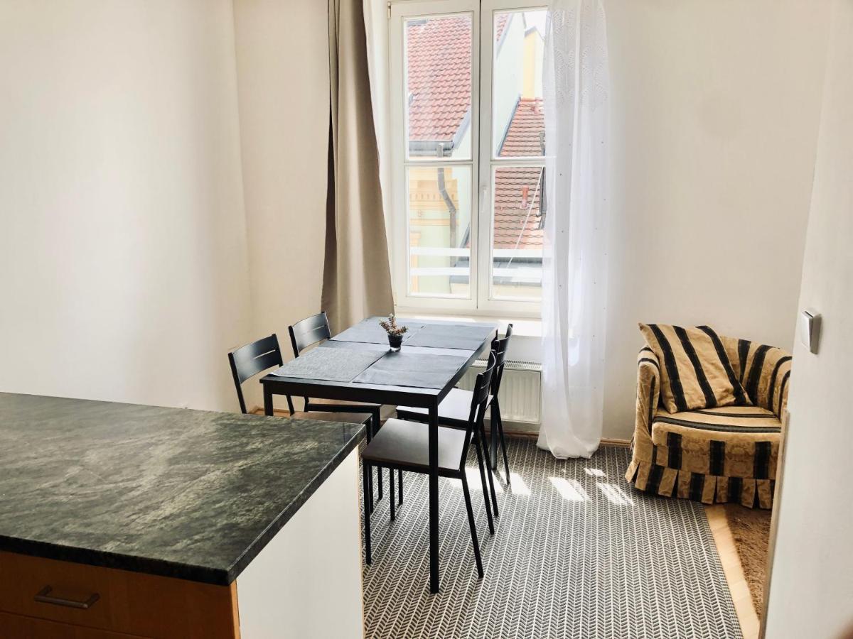 Old Town City Apartment Prag Exteriör bild